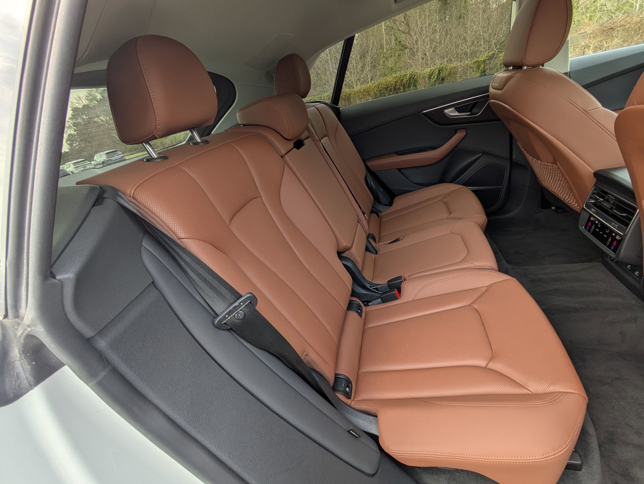 Used 2022 Audi Q8 Premium Plus w/ Premium Plus Package image 28