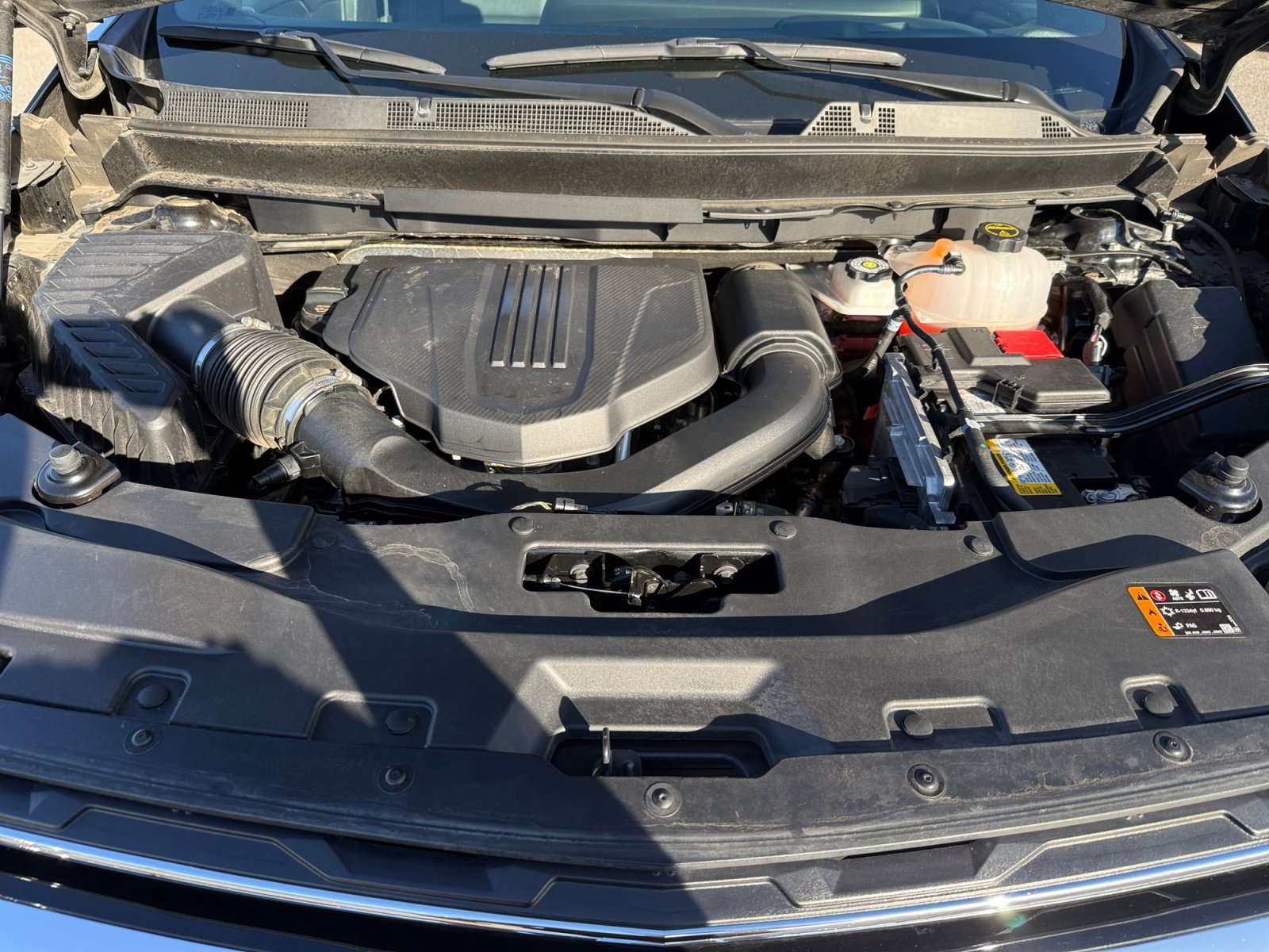 Used 2025 Chevrolet Traverse LT FWD image 20