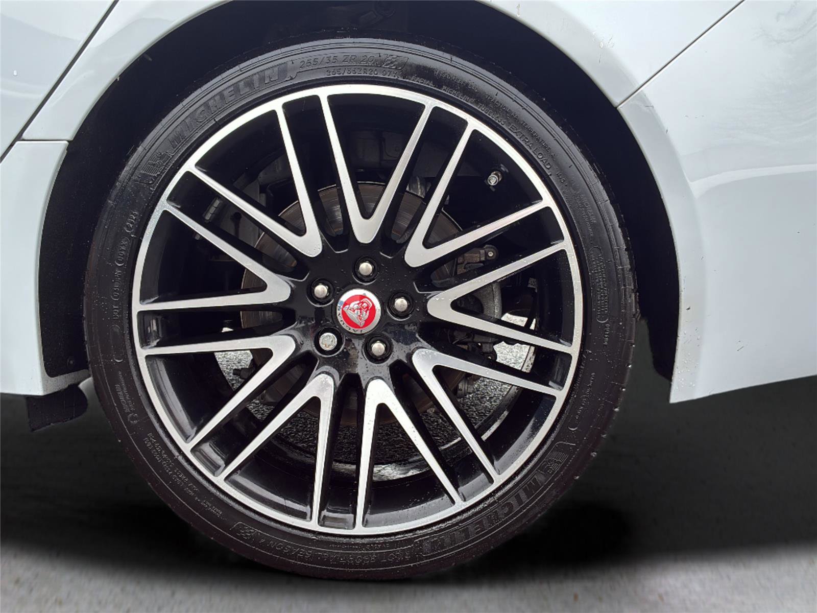 Used 2020 Jaguar XF Checkered Flag image 40