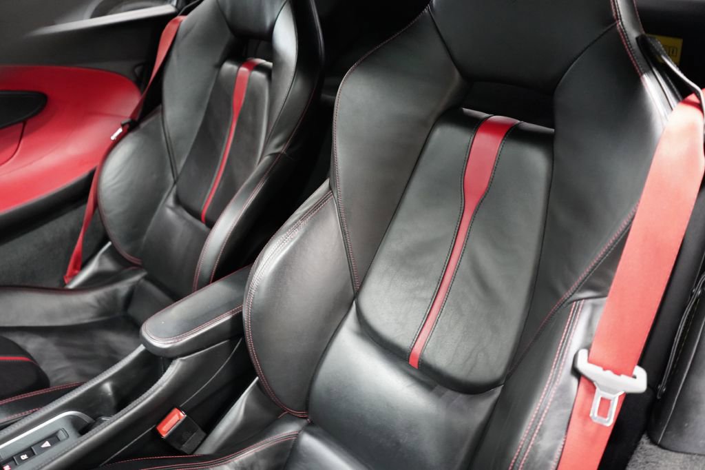 Used 2017 McLaren 570S Coupe RWD image 18
