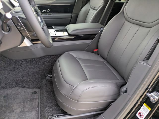 New 2026 Land Rover Range Rover SE image 12