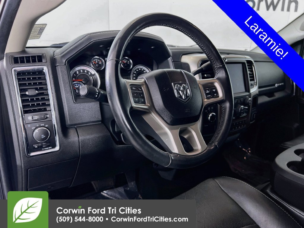 Used 2018 RAM 2500 Laramie w/ Convenience Group AWD/4WD image 3