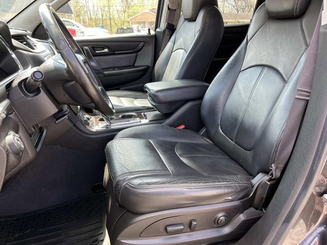 Used 2015 Chevrolet Traverse LT image 31