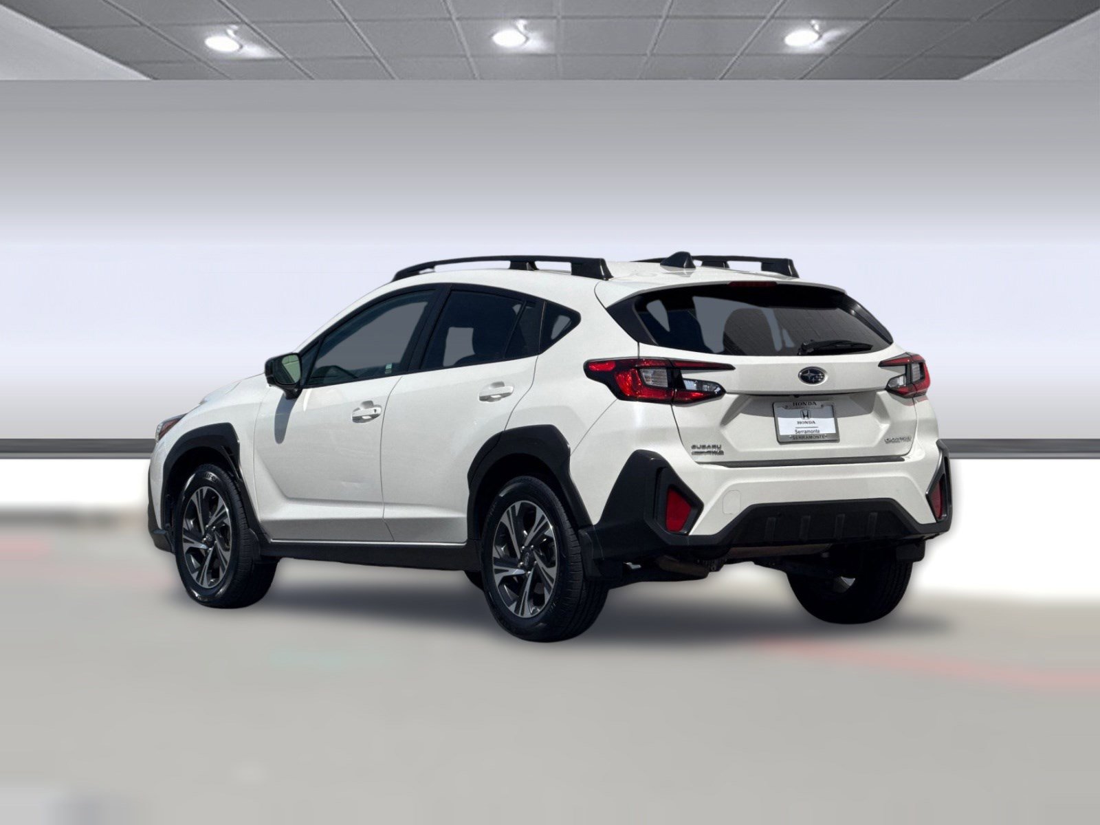Used 2024 Subaru Crosstrek 2.0i Premium image 3