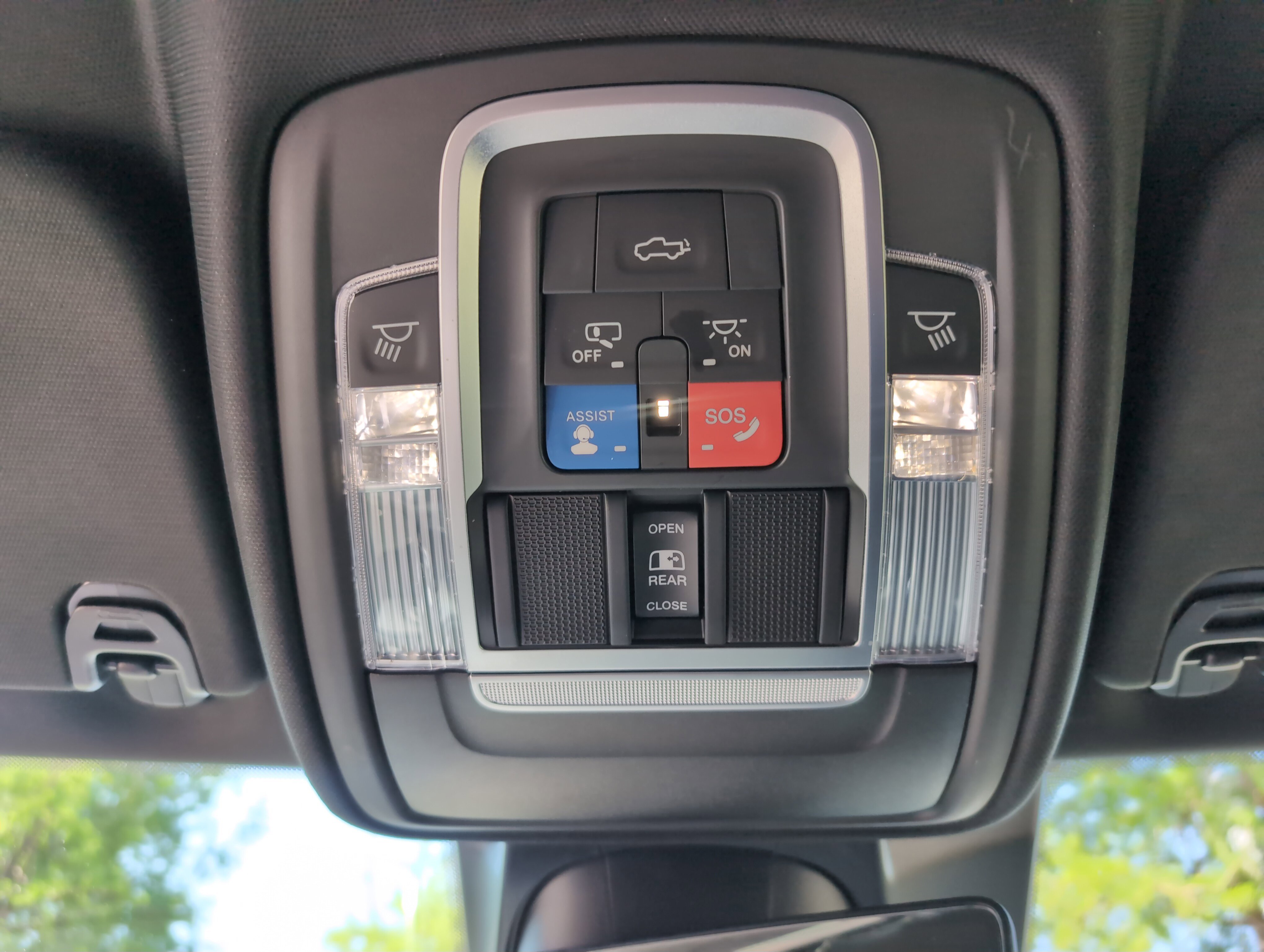 Used 2021 RAM 1500 Limited AWD/4WD image 36