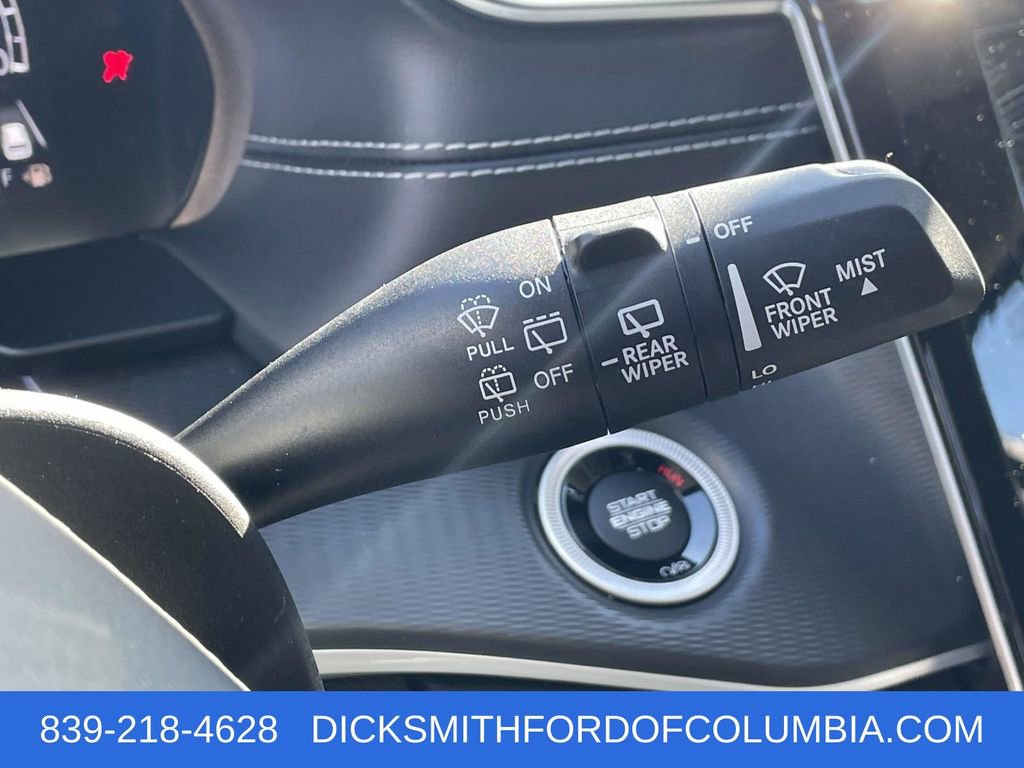 Used 2024 Jeep Grand Cherokee L Laredo image 22