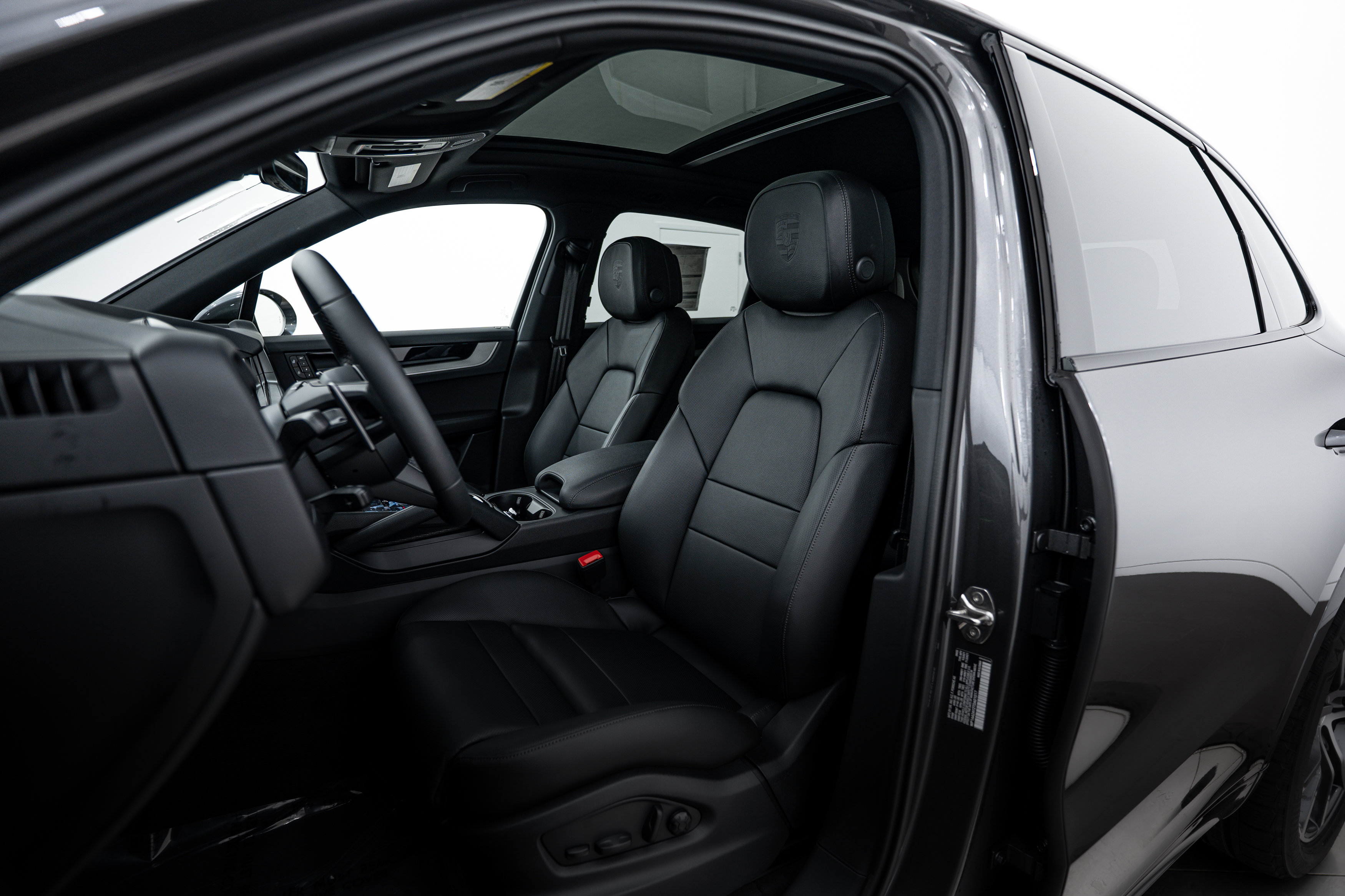 New 2026 Porsche Cayenne image 5