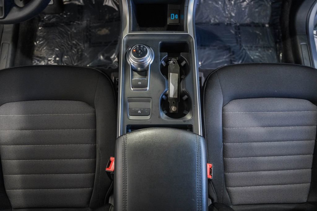 Used 2022 Ford Edge SE image 22