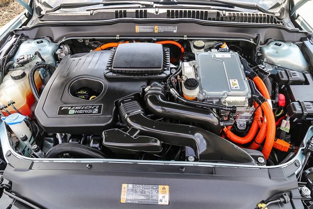 Used 2014 Ford Fusion Energi SE FWD image 30