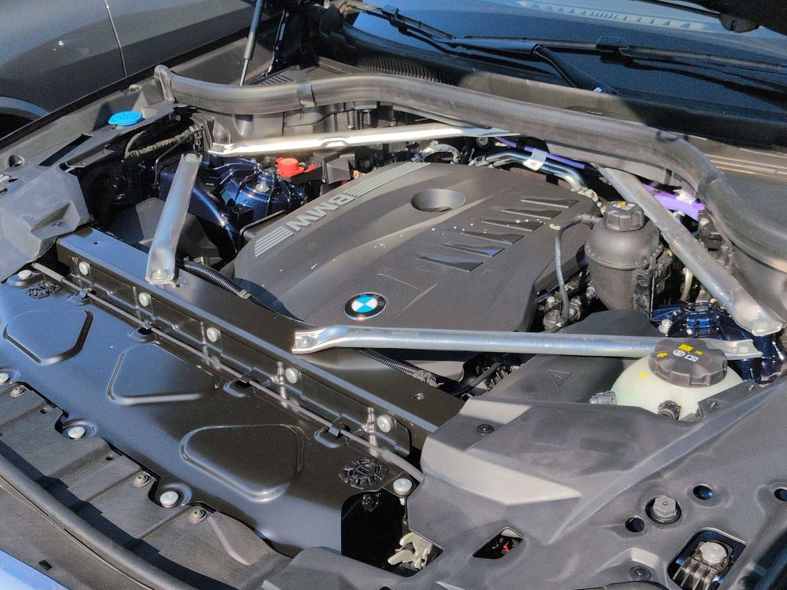 Used 2026 BMW X5 xDrive40i w/ M Sport Package image 15