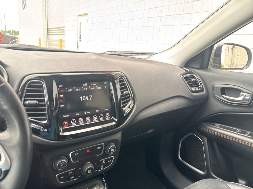 Used 2019 Jeep Compass Limited FWD image 14