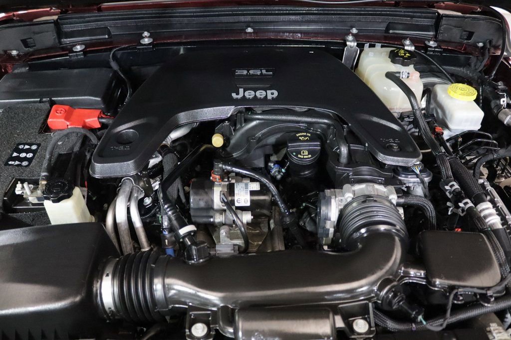 Used 2021 Jeep Wrangler Unlimited Sport image 23