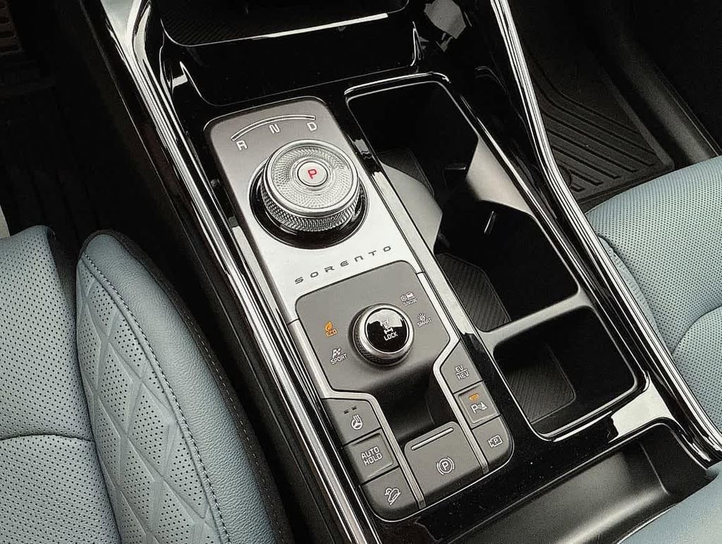 New 2025 Kia Sorento SX Prestige AWD/4WD image 28