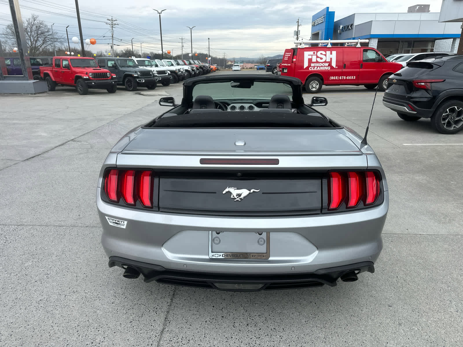 Used 2022 Ford Mustang Premium RWD image 7