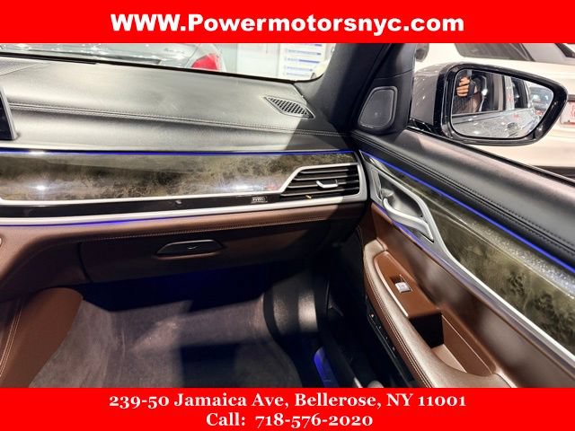 Used 2021 BMW 750i xDrive w/ Executive Package AWD/4WD image 26