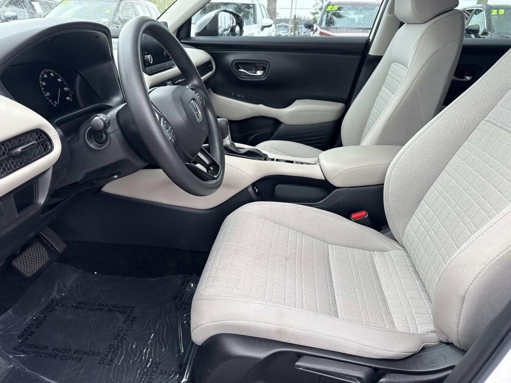 Used 2023 Honda HR-V LX image 18