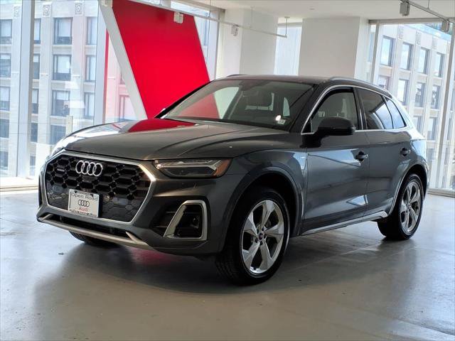 Certified 2023 Audi Q5 2.0T Prestige AWD/4WD image 1