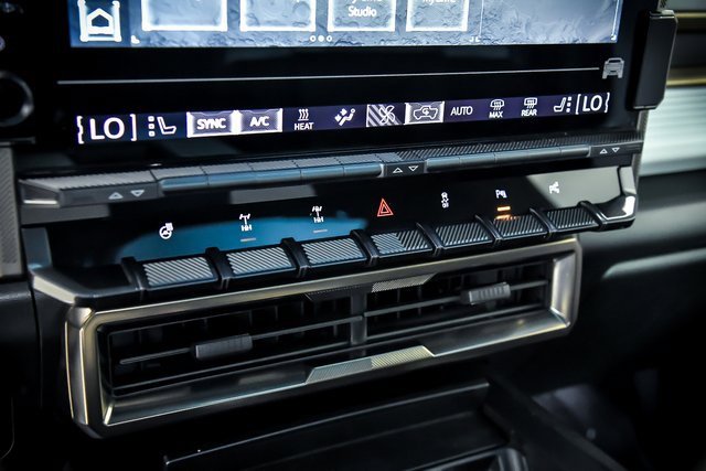 Used 2022 GMC Hummer EV Edition 1 w/ LPO, Illumination Package image 21