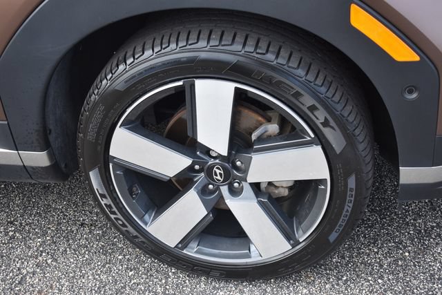 Used 2024 Hyundai Santa Fe Limited AWD/4WD image 11
