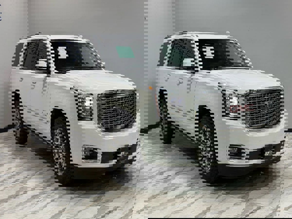 Used 2015 GMC Yukon Denali w/ Premium Package image 4