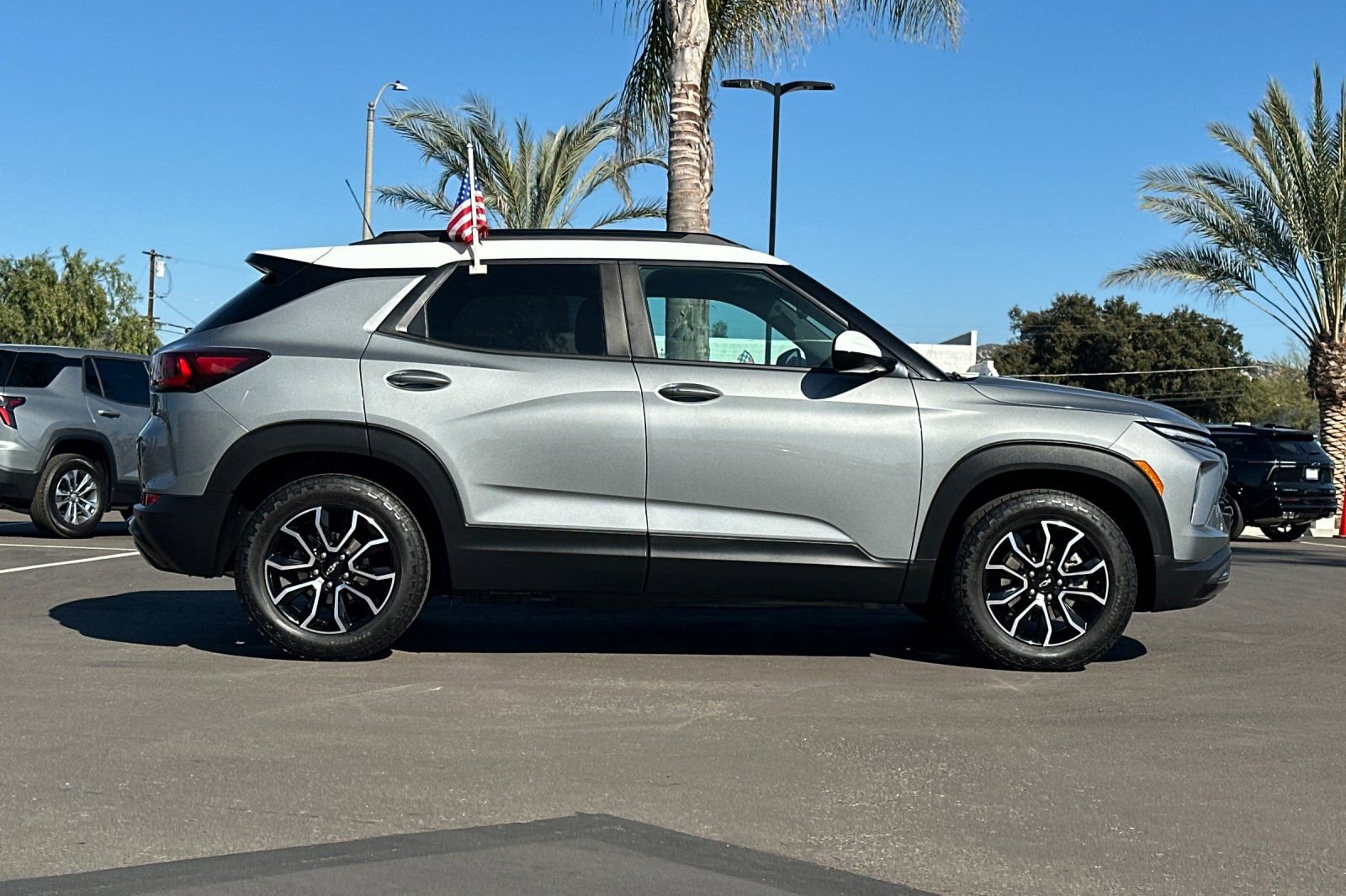 Used 2024 Chevrolet TrailBlazer ACTIV w/ Convenience Package image 3