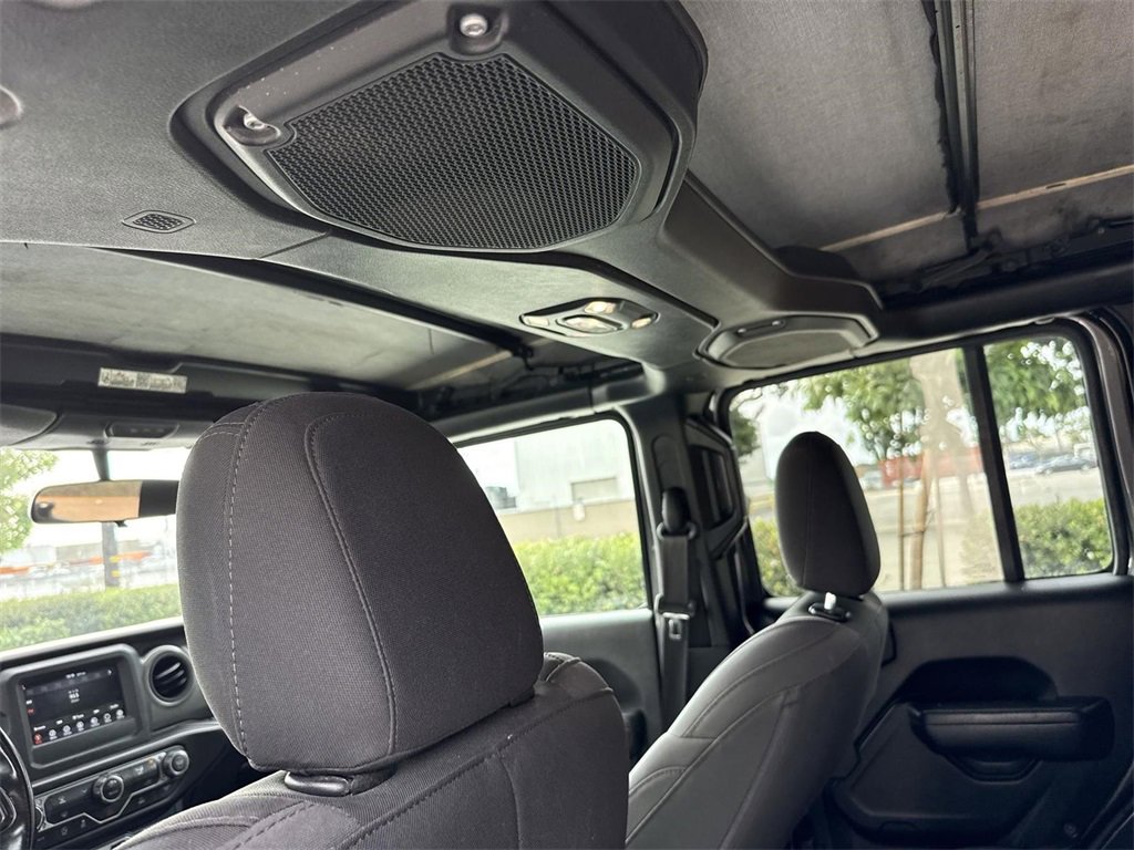 Used 2022 Jeep Wrangler Unlimited Sport image 19