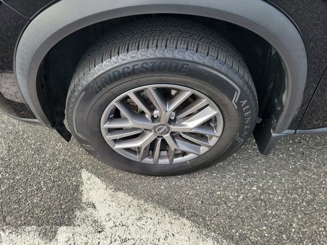 Used 2024 Nissan Rogue S FWD image 5