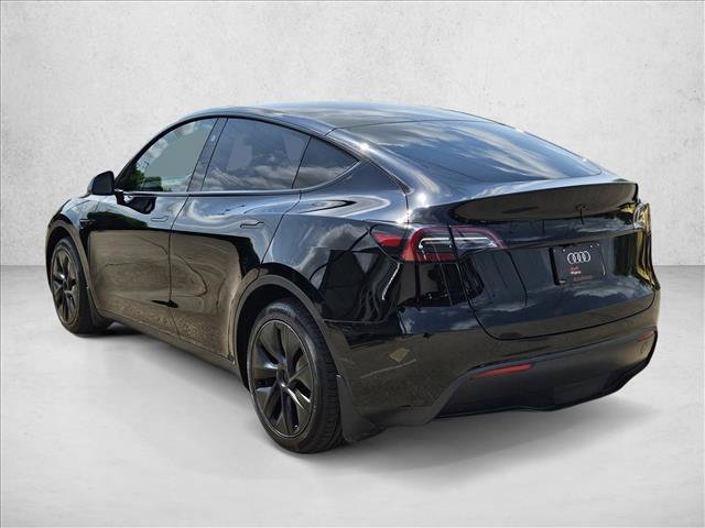 Used 2025 Tesla Model Y Long Range RWD image 7