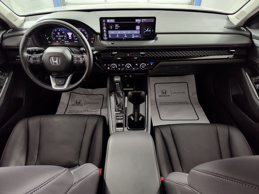 Used 2025 Honda Accord Touring image 29