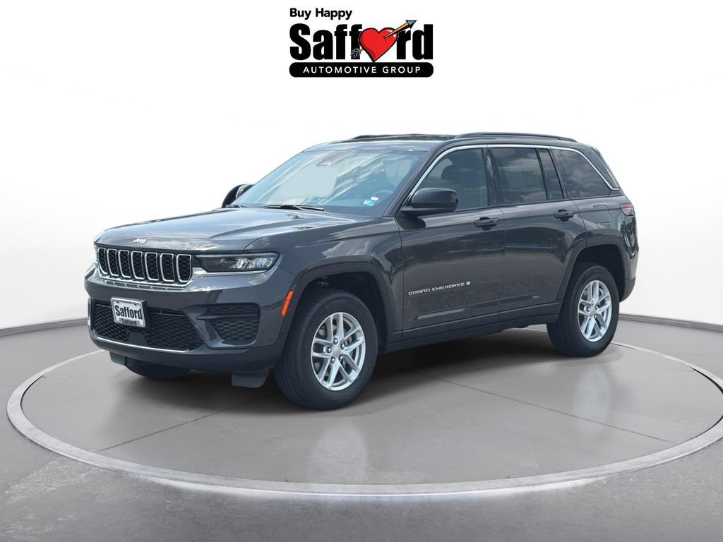 New 2026 Jeep Grand Cherokee Laredo AWD/4WD image 1