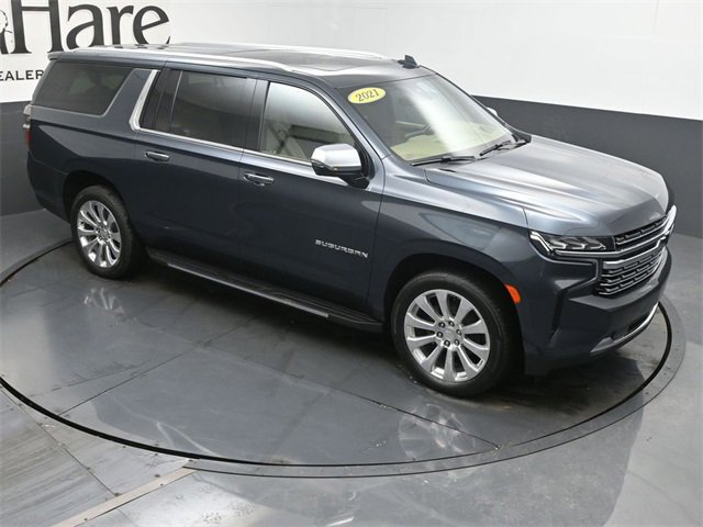 Used 2021 Chevrolet Suburban Premier w/ Premium Package image 55