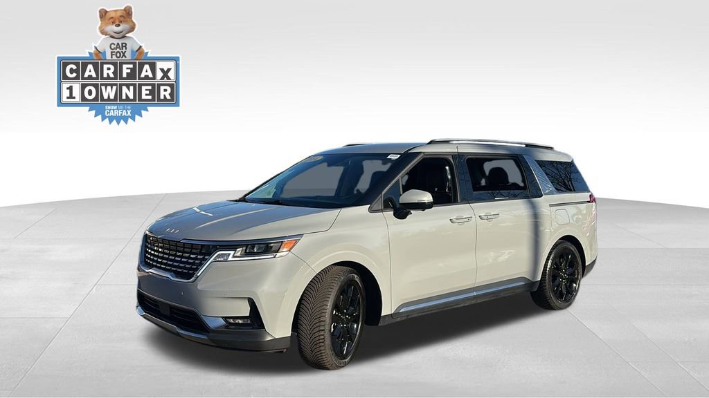 Used 2024 Kia Carnival SX image 3
