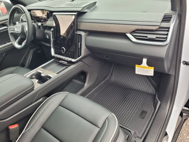 New 2026 GMC Acadia Denali w/ Super Cruise Package image 18