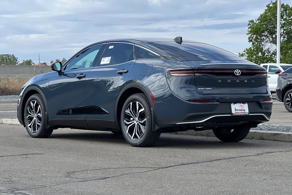 New 2026 Toyota Crown XLE image 6