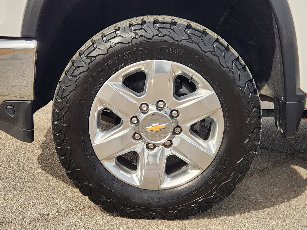 Certified 2021 Chevrolet Silverado 3500 LTZ w/ LTZ Premium Texas Edition image 10