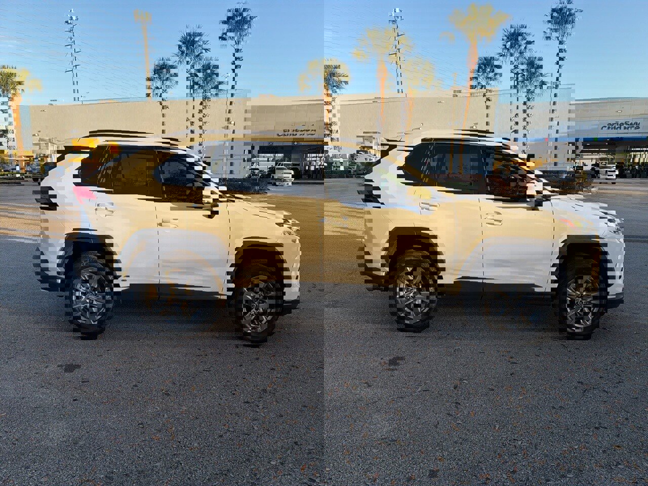 Used 2024 Toyota RAV4 LE image 6