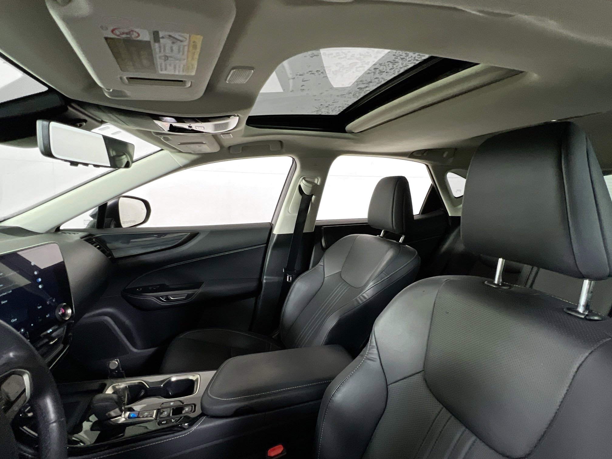 Used 2023 Lexus NX 350h image 22