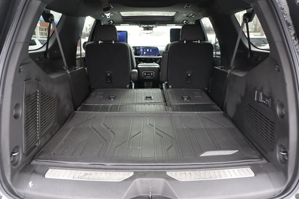 New 2026 Chevrolet Suburban High Country image 41
