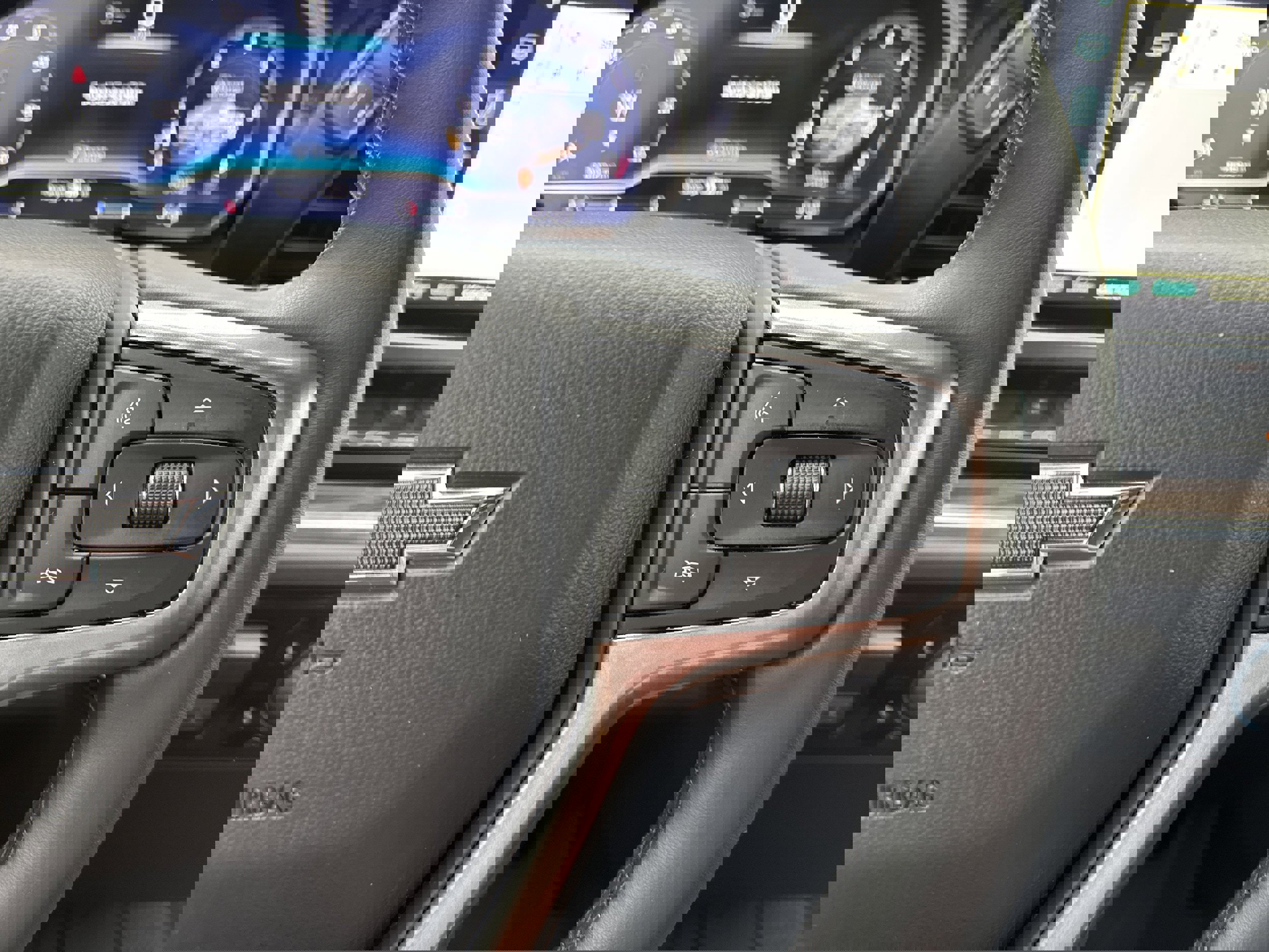 Used 2024 Chevrolet Silverado 1500 RST image 26