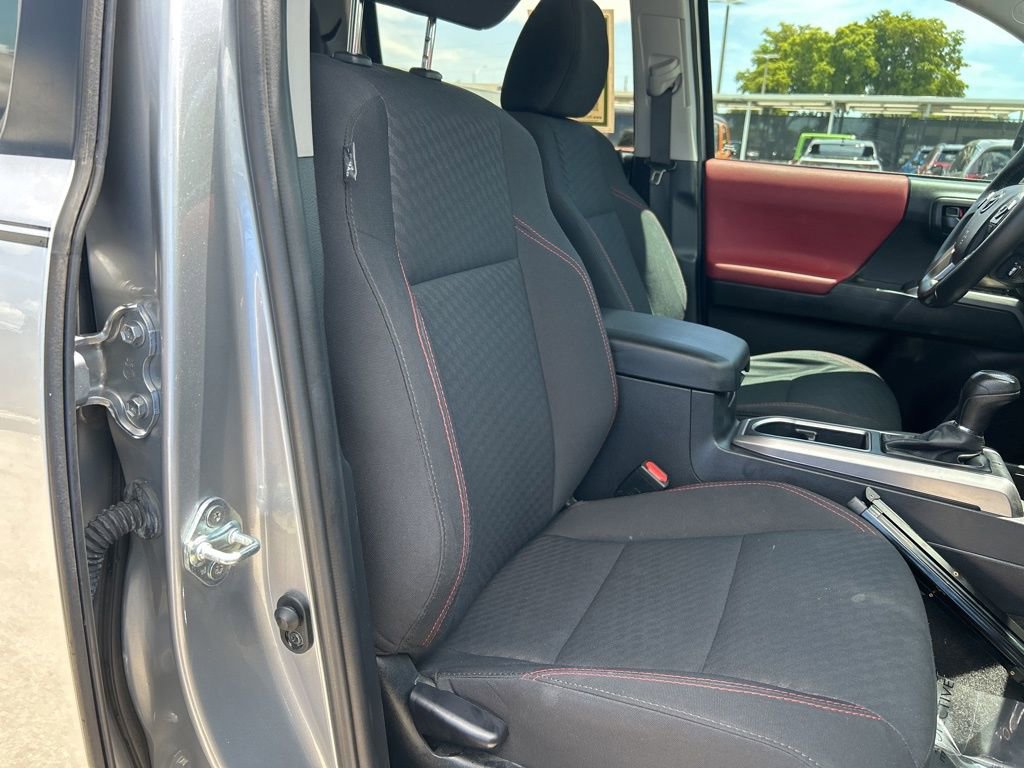 Used 2021 Toyota Tacoma 2WD Double Cab image 21