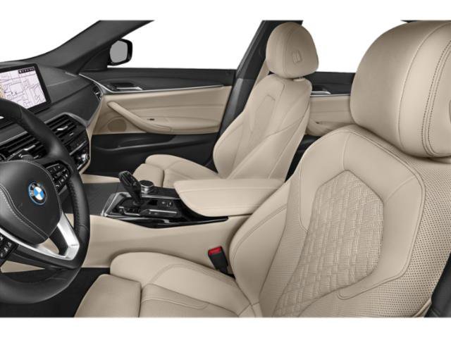 Used 2023 BMW 530e xDrive image 9