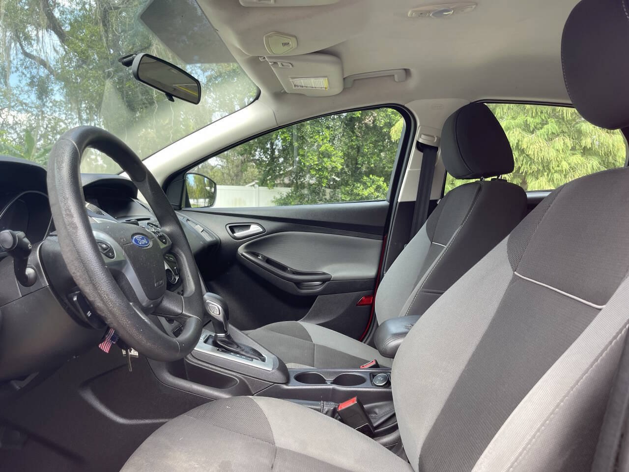 Used 2014 Ford Focus SE FWD image 4