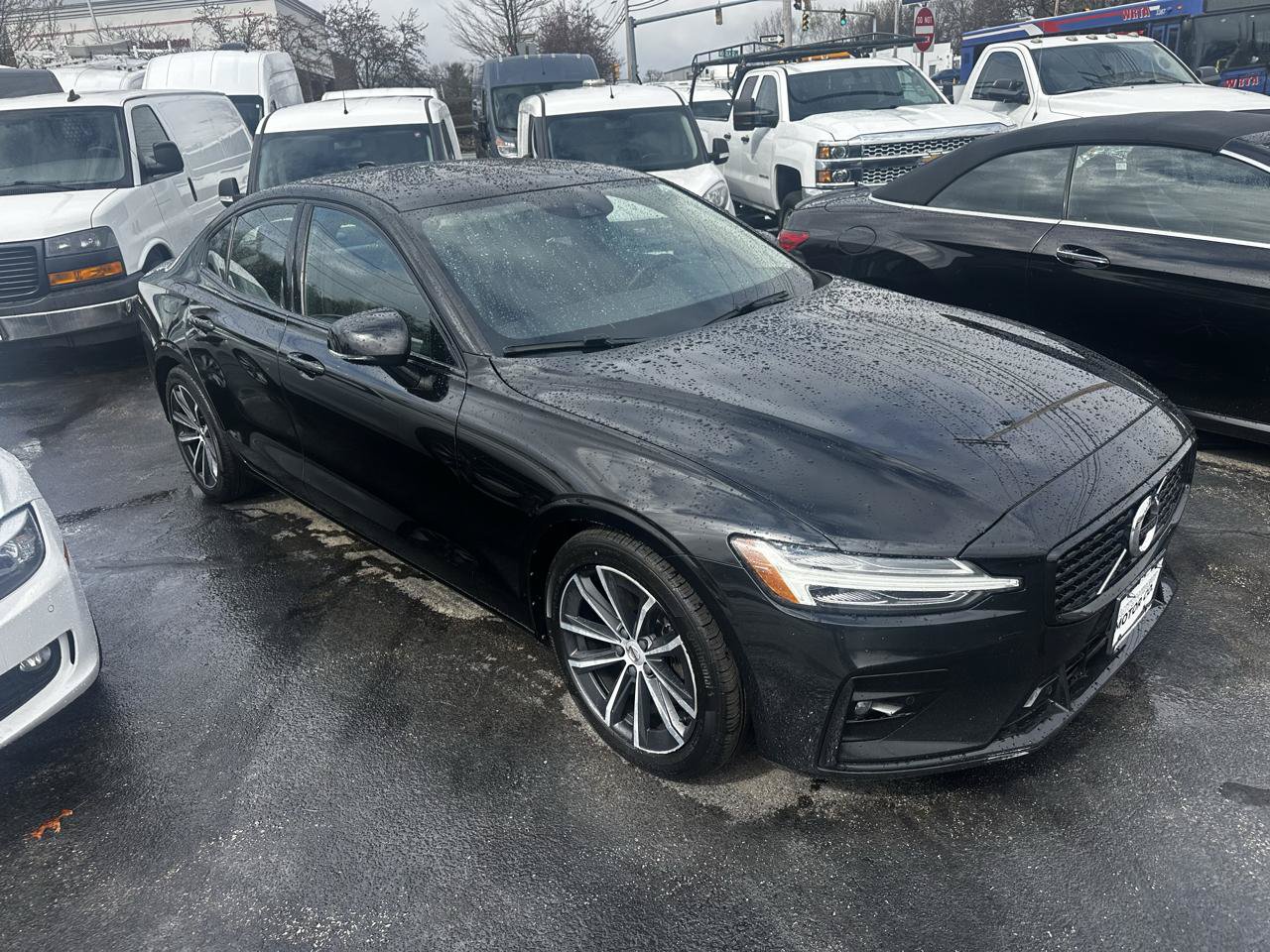 Used 2021 Volvo S60 T5 Momentum AWD/4WD image 6