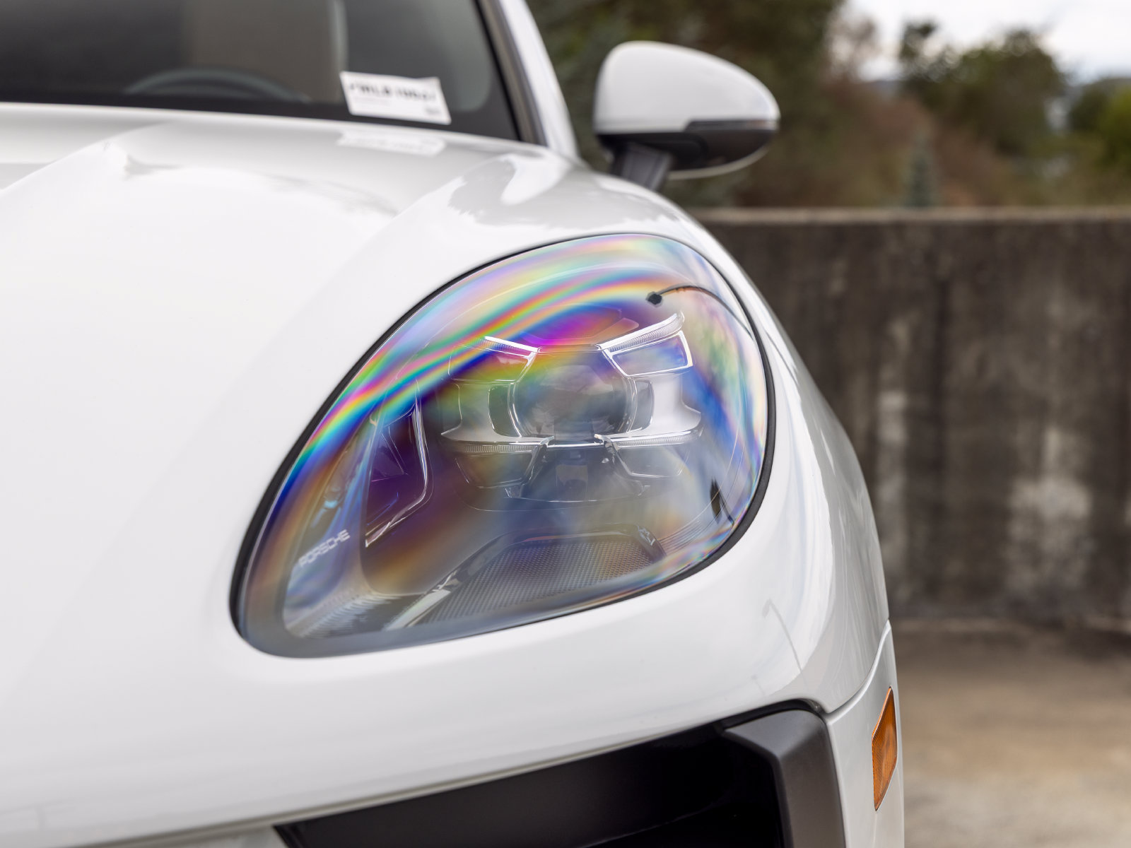 Certified 2021 Porsche Macan AWD/4WD image 16