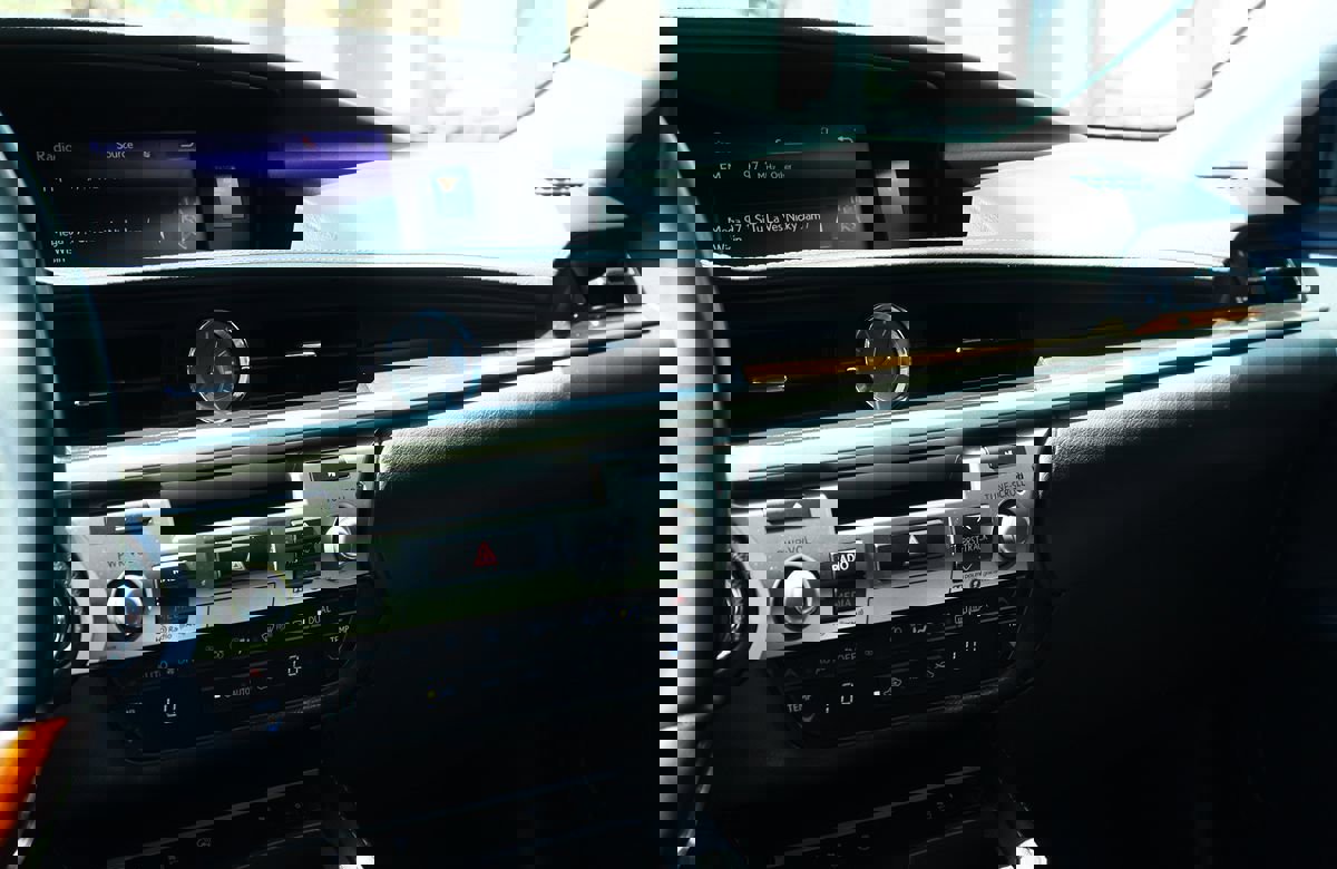 Used 2017 Lexus ES 350 image 41