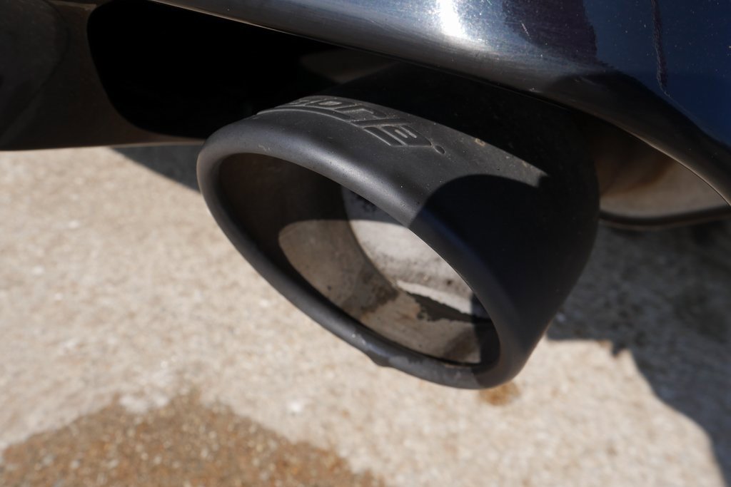 Used 2015 Jeep Grand Cherokee SRT w/ Luxury Group II image 4