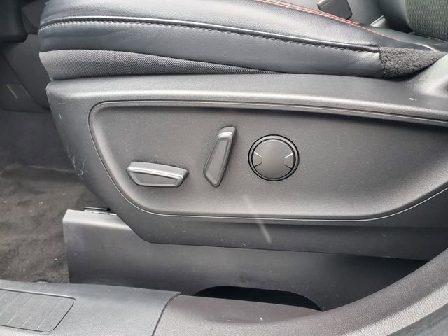 Used 2023 Ford Escape ST-Line image 6