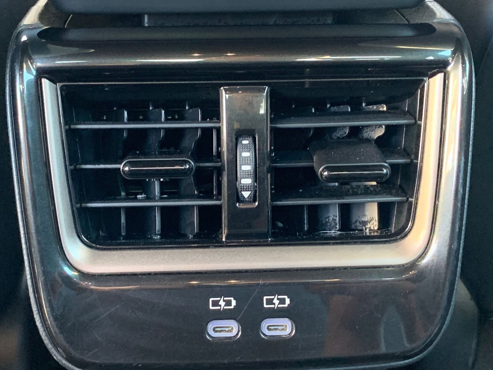 Used 2025 Toyota Crown XLE image 24