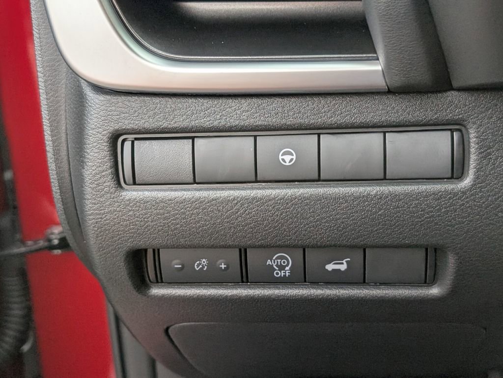 Certified 2026 Nissan Rogue SV w/ Cold Weather Package image 28