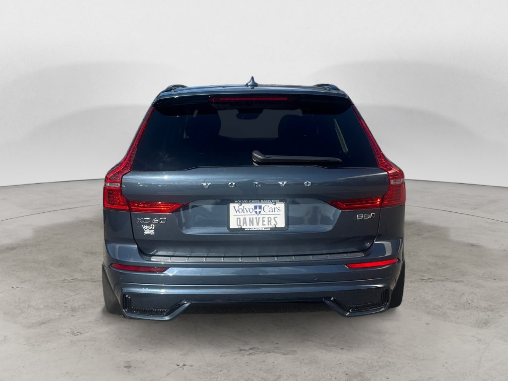 Certified 2024 Volvo XC60 B5 Core w/ Protection Package Premier AWD/4WD image 4